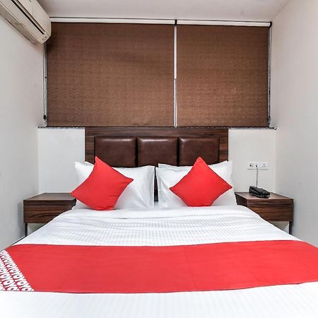 Oyo 80678 Shreenath Residency New Delhi Ngoại thất bức ảnh