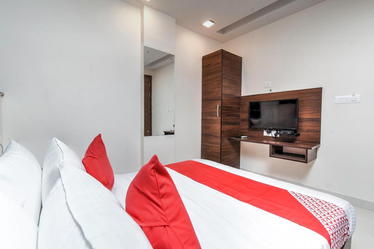 Oyo 80678 Shreenath Residency New Delhi Ngoại thất bức ảnh