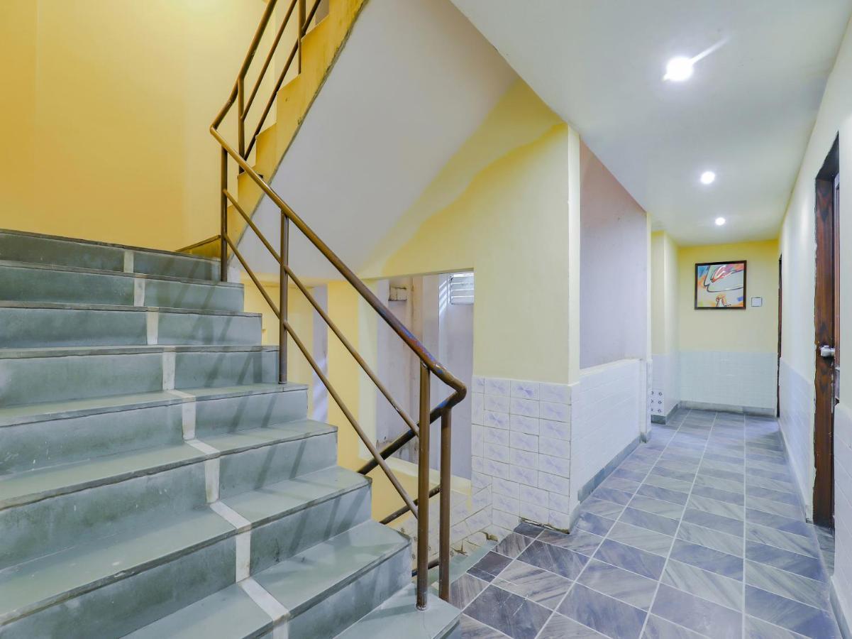 Oyo 80678 Shreenath Residency New Delhi Ngoại thất bức ảnh