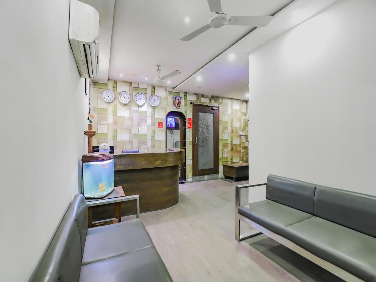 Oyo 80678 Shreenath Residency New Delhi Ngoại thất bức ảnh