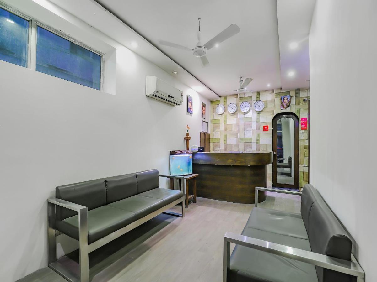 Oyo 80678 Shreenath Residency New Delhi Ngoại thất bức ảnh